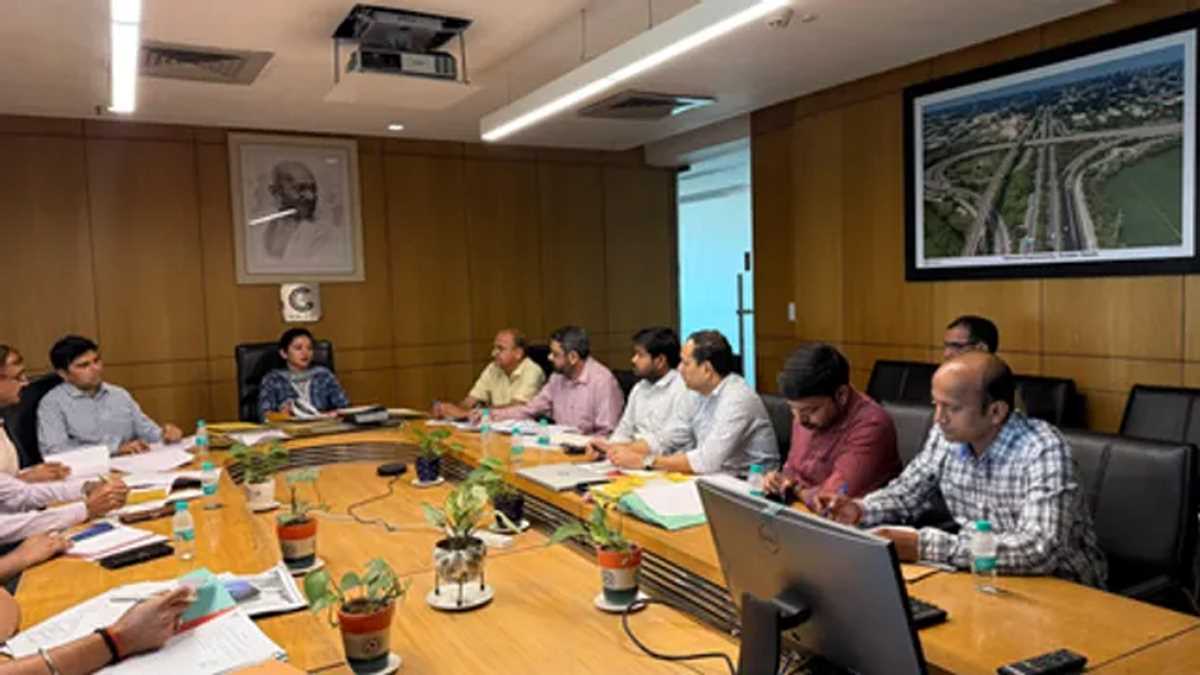 ग्रेटर नोएडा : अस्तौली-बादलपुर में बनेंगे 33/11 केवी के बिजलीघर, 32 करोड़ की लागत से निर्माण ग्रेटर नोएडा : अस्तौली-बादलपुर में बनेंगे 33/11 केवी के बिजलीघर, 32 करोड़ की लागत से निर्माण